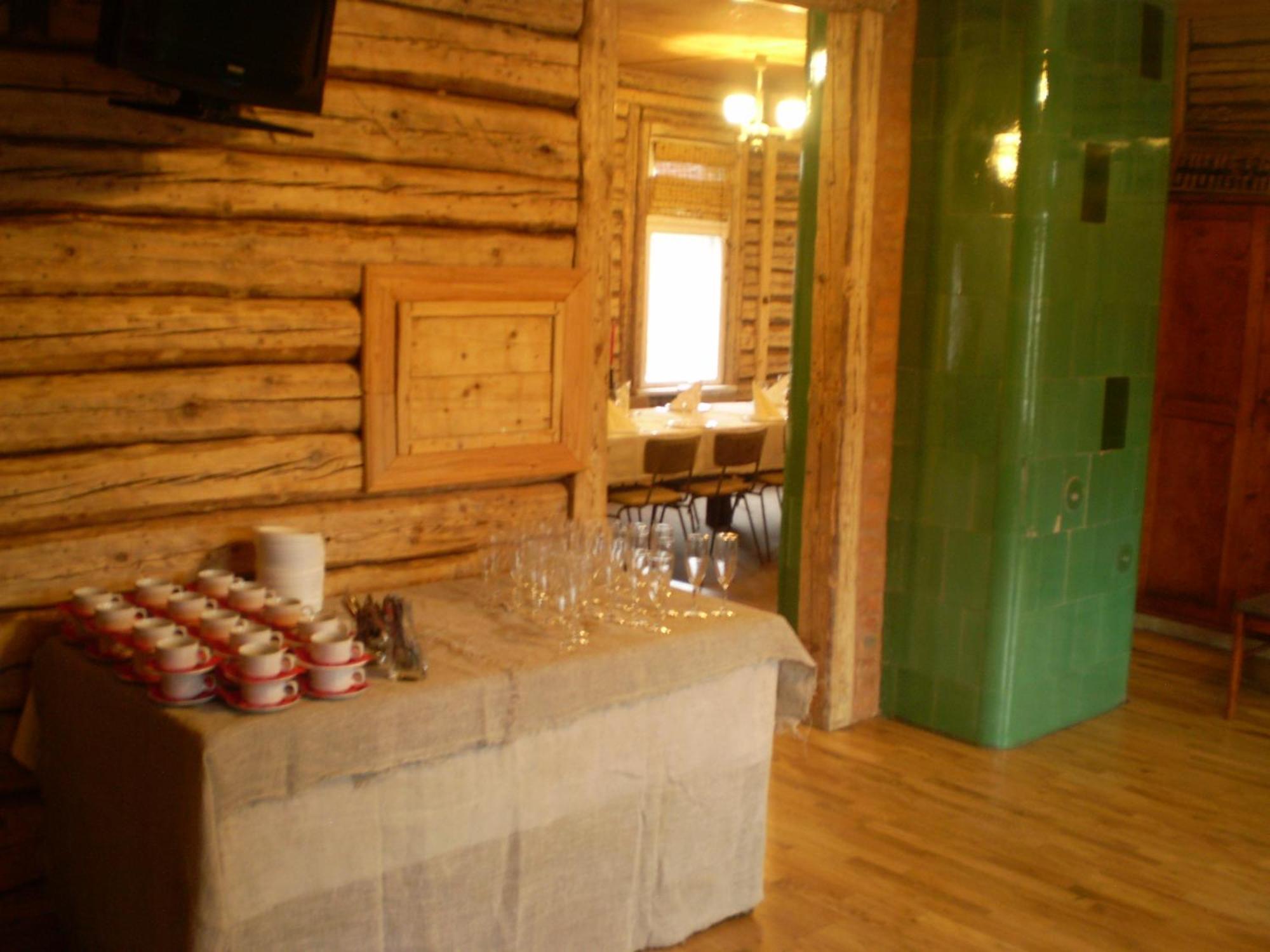 Vana Postimaja Accommodation Suure-Jaani Экстерьер фото